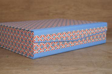 Large storage box for the shelf